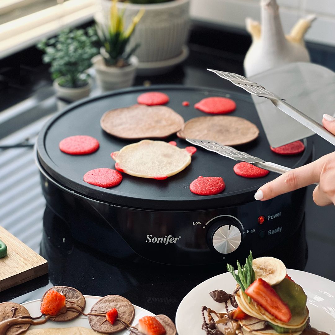 Electric Crepe Maker and baking pan product thumbnail 2