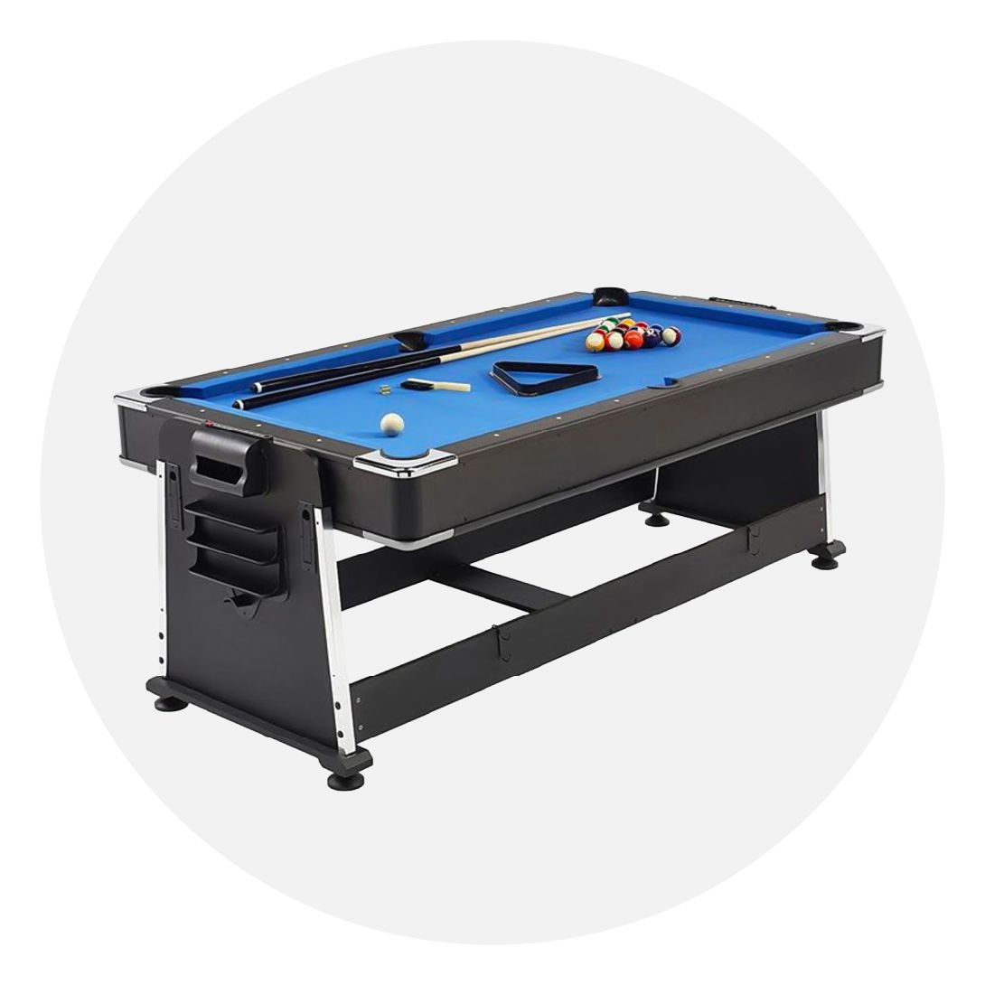 الألعاب الرياضية الداخلية والخارجية