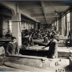 Women workers in the carpentry workshop at the Alliance Aeroplane Company Ltd, Cambridge Grove. | Hammersmith and Fulham Archives