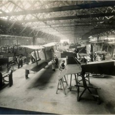 Main erection shop in the manufacture of DH9 bombers at the Alliance Aeroplane Company Ltd, Cambridge Grove. | Hammersmith and Fulham Archives