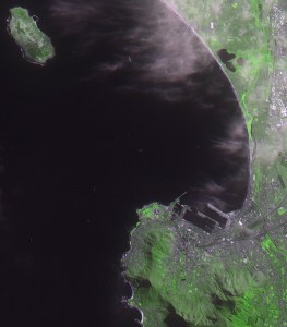 Cape Town, viewed in red and infrared light. Image by: Sumbandilasat
