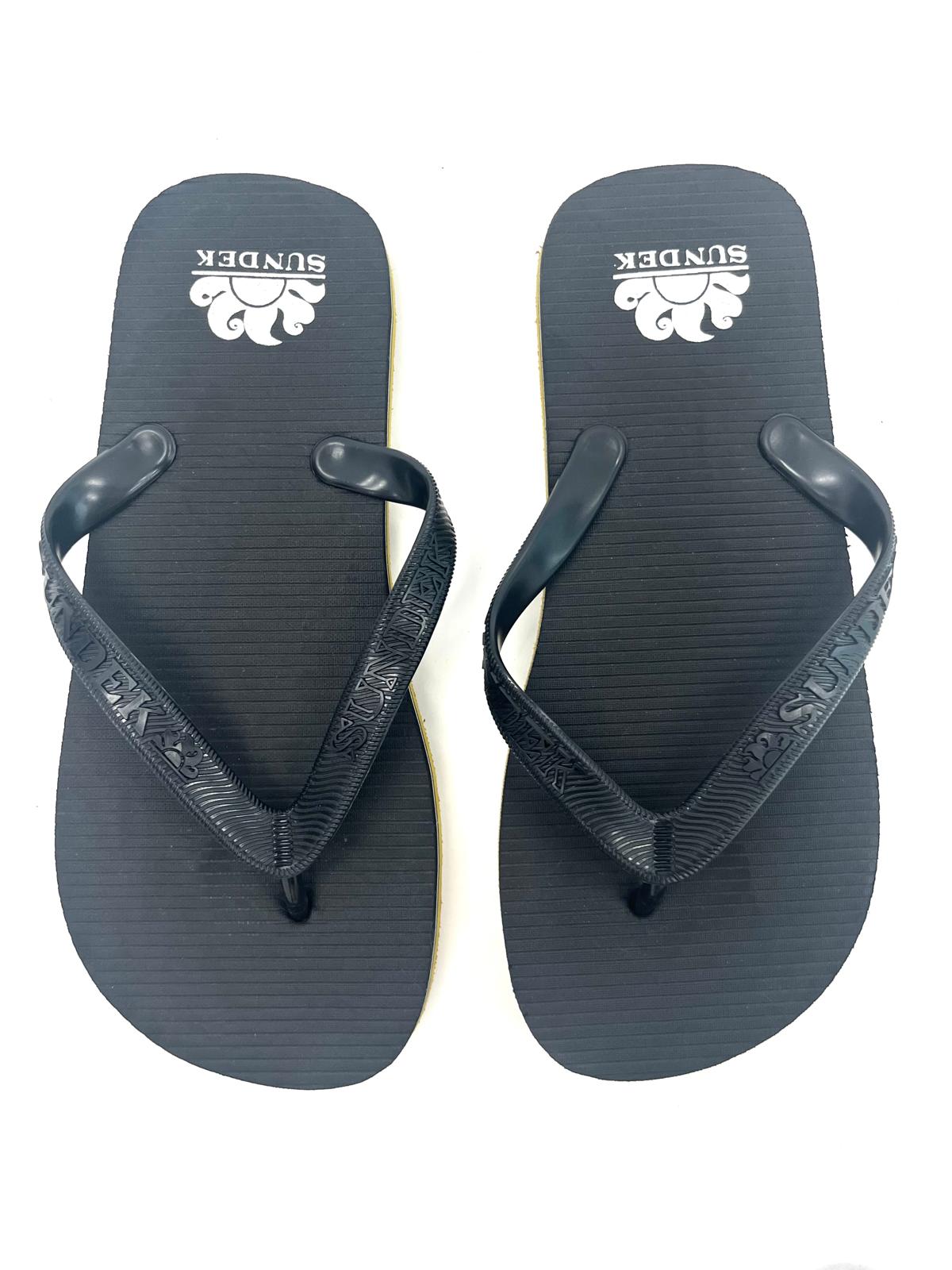BLACK RUBBER FLIP FLOPS