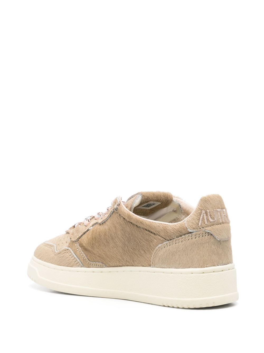スニーカー AUTRY FW25 MEDALIST LOW WOM PONY/LACES BEIGE (AULW PE01) Autry Medalist Platform Sneakers In White And Platinum Leather