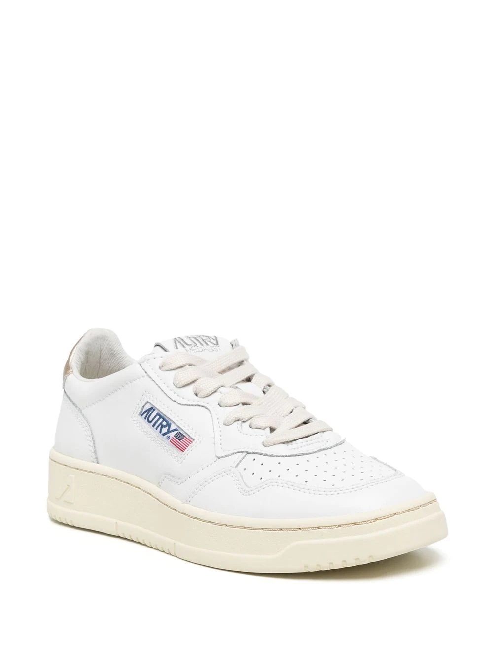 Women's Autry Sneakers Stylish leather sneakers for women by Autry. Front lace-up fastening and flat rubber sole. White.