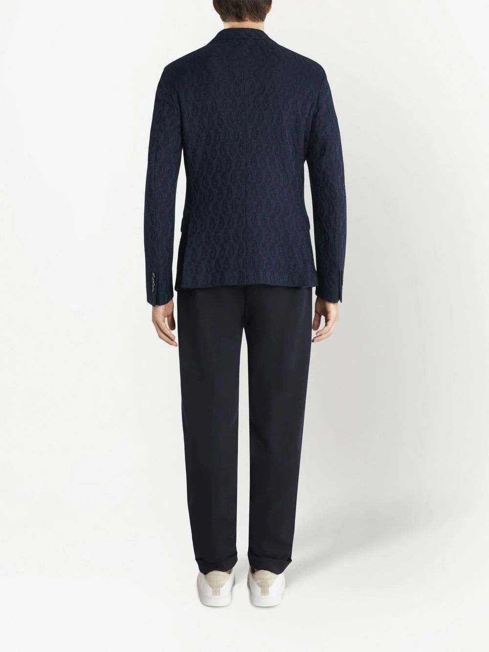 ETRO Paisley Print Jacket for Men Upgrade your wardrobe with this stylish ETRO Paisley Print Jacket for men. Made with high-quality materials, this single-breasted jacket features a bold blue paisley print. Perfect for any occasion, from the CARRY OVER season. 100% cotton composition.