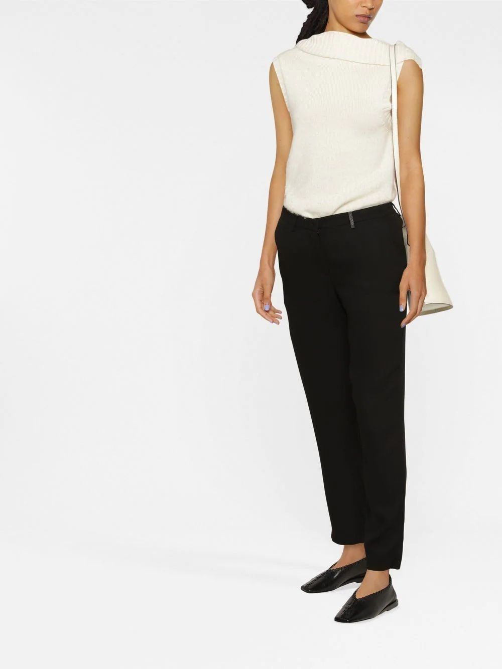 Women's Fabiana Filippi Pants  Discover timeless elegance with Fabiana Filippi's slim fit Automatico pants for women. Premium materials and sleek silhouette. Shop luxury now.