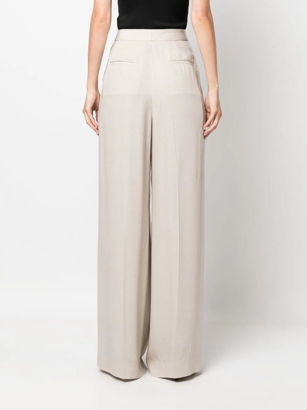 Women's Fabiana Filippi Pants Shop women's pants from Fabiana Filippi's Automatico Collection. Quality and style.