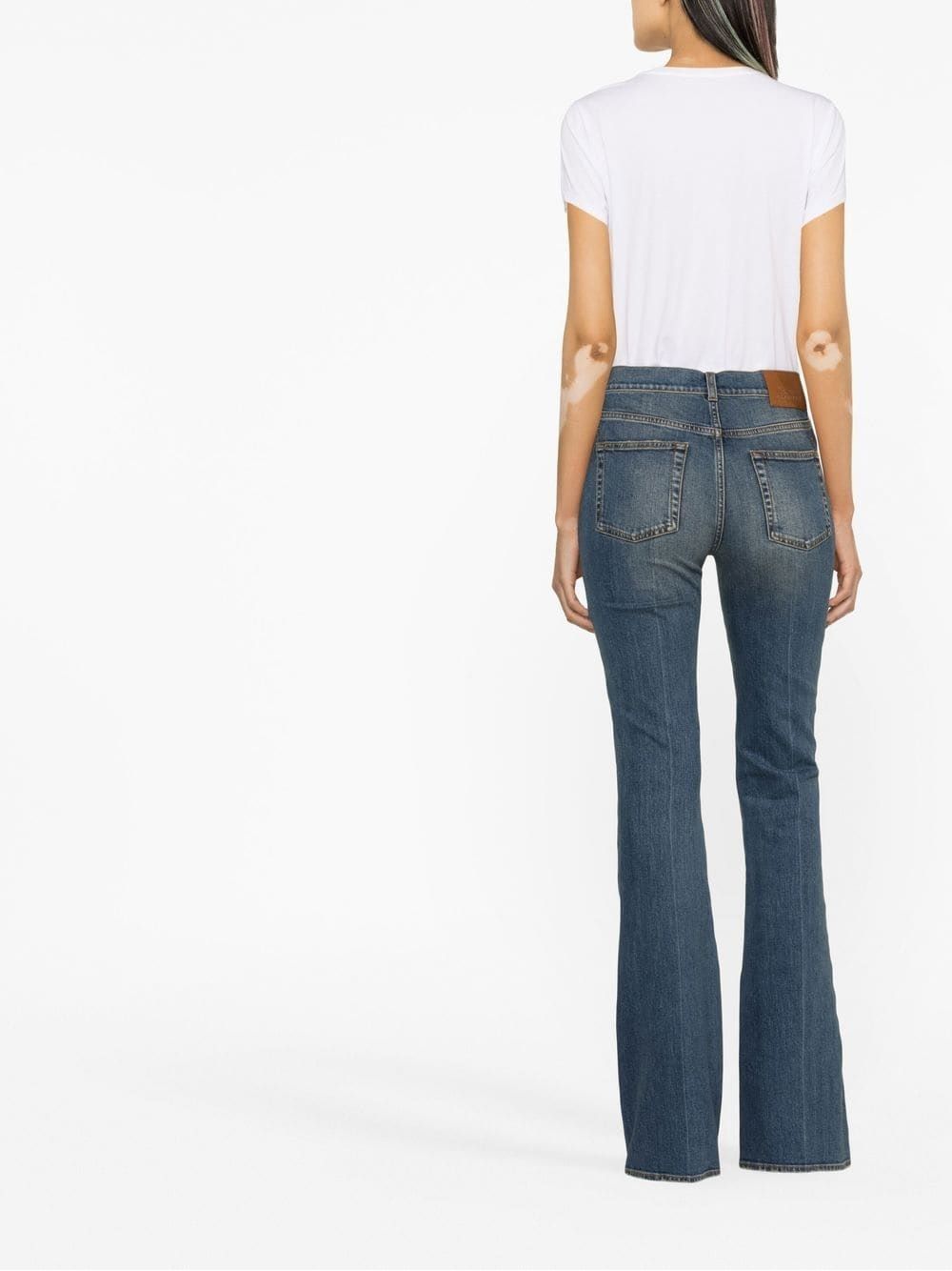 Women's Ralph Lauren Short Sleeve T-Shirt Shop the latest Women's Ralph Lauren T-Shirt. Stylish & comfortable short sleeve design.