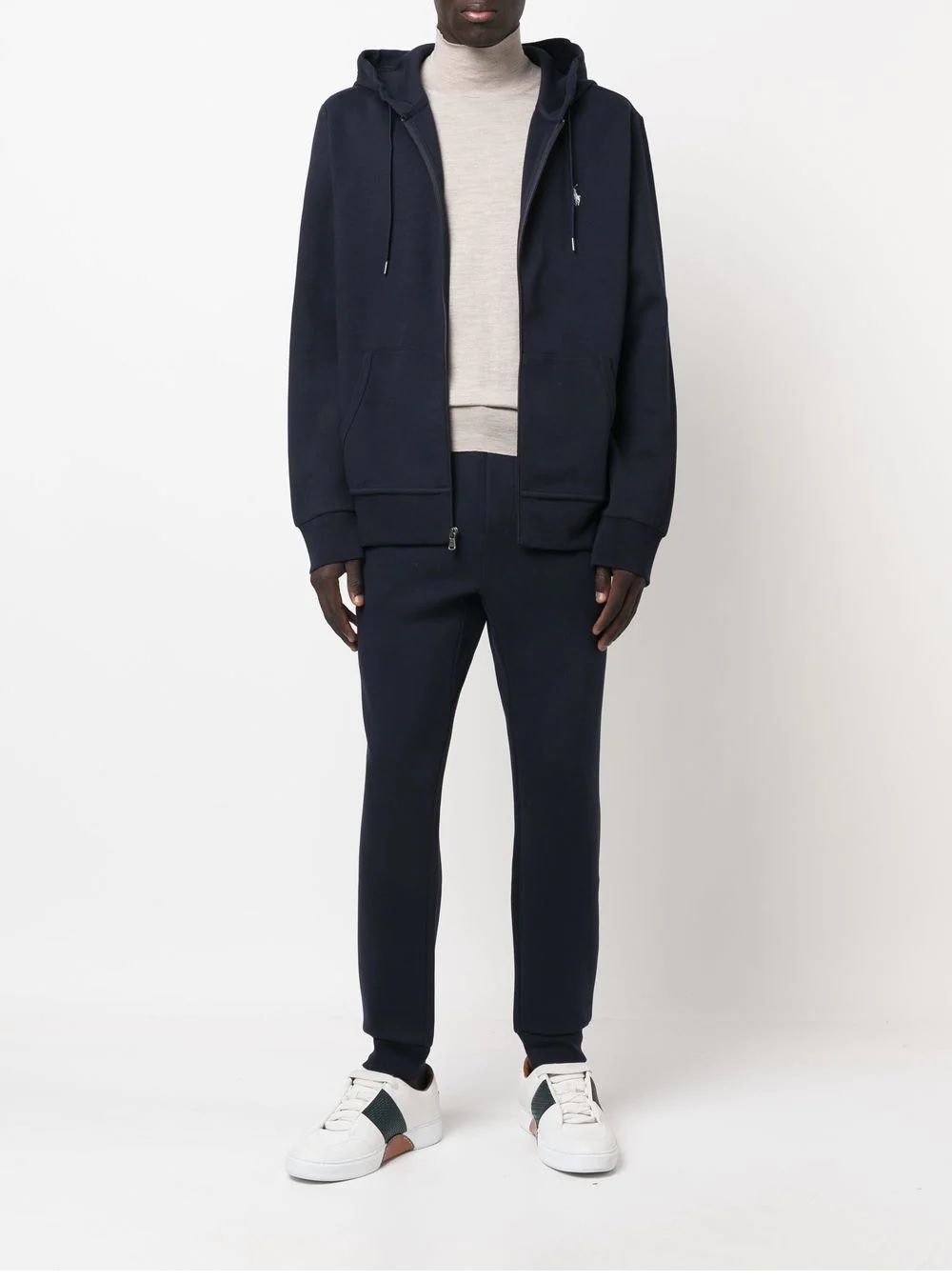 Men's Ralph Lauren Sweatshirt Look sharp in this stylish Ralph Lauren long sleeve sweatshirt for men.