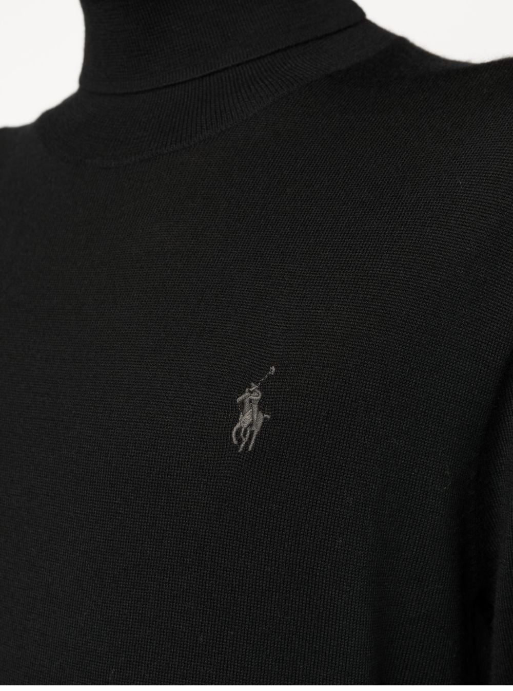 Men's Ralph Lauren Pullover Sweater Stay warm in style with this classic men's pullover sweater from Ralph Lauren.