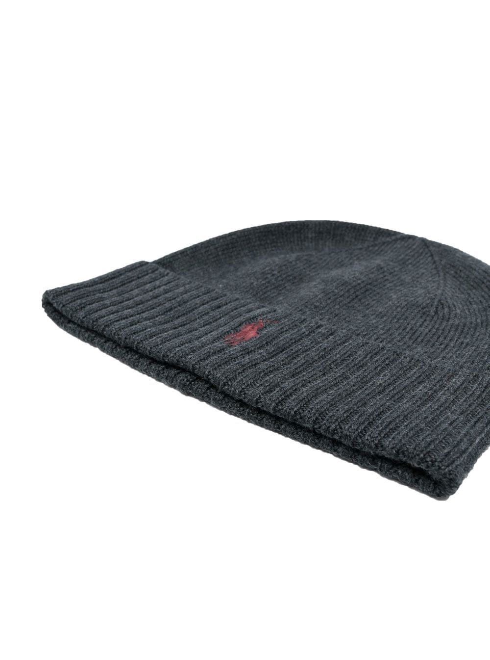 Ralph Lauren Hats for Men Stay stylish in any weather with Ralph Lauren weather-resistant hats for men.