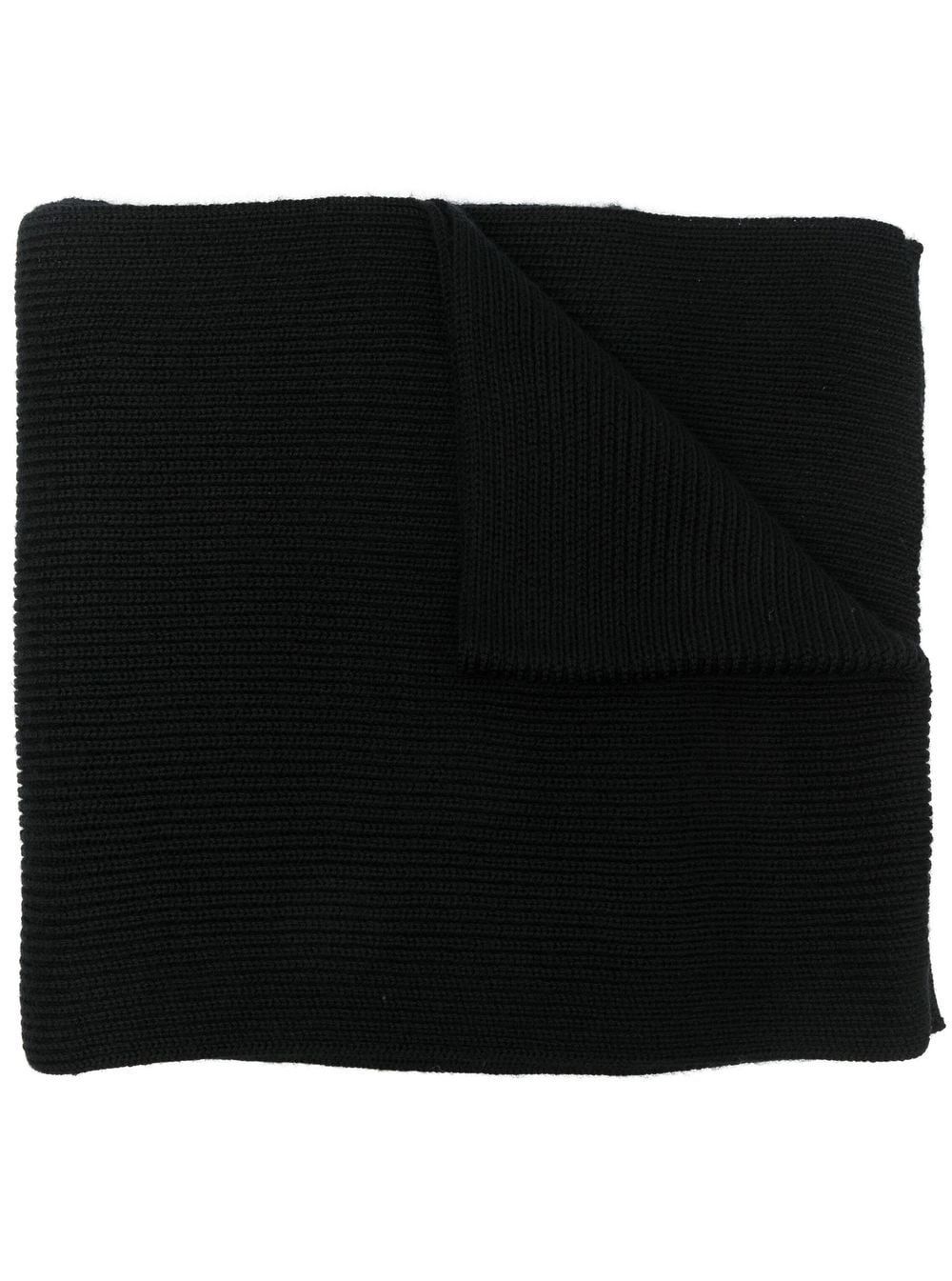 RALPH LAUREN Men's Scarf This stylish men's scarf by Ralph Lauren is the perfect accessory for any look.