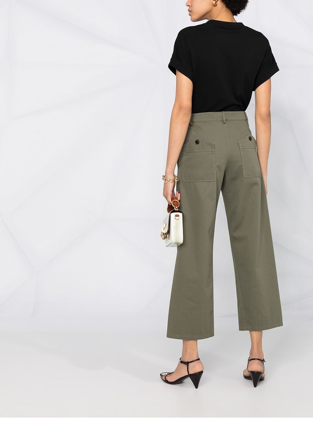 Maglietta BRUNELLO CUCINELLI Donna Maglietta BRUNELLO CUCINELLI SCOLLO V M/C da donna, perfetta per ogni guardaroba.