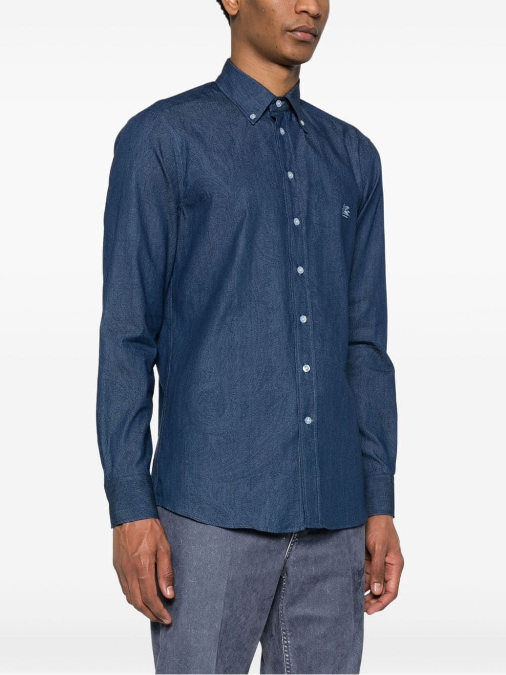 ETRO camicia da uomo  Elegante camicia ETRO da uomo, con l'iconico logo della Roma. Un'aggiunta perfetta a qualsiasi guardaroba.
