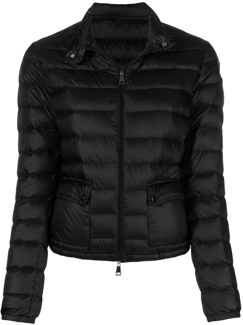 MONCLER LANS Giacca in Piuma da Donna Rimani al caldo e alla moda questa stagione con la nostra giacca in piuma MONCLER per donne. Realizzata al 100% in poliammide, è il perfetto aggiunta al tuo guardaroba invernale. Acquista ora!
