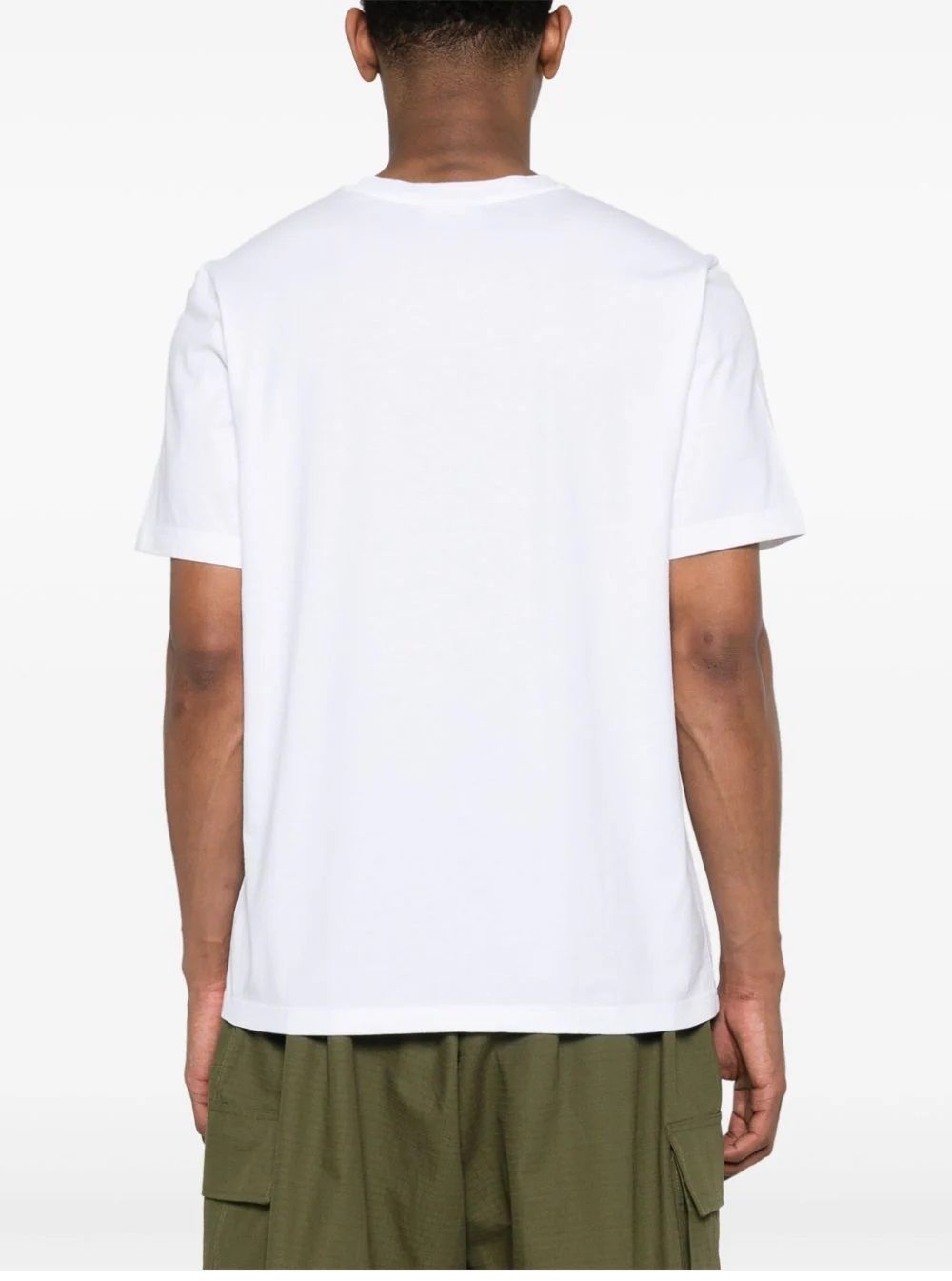 MAISON KITSUNE SPEEDY FOX men's t-Shirt Upgrade your wardrobe with this stylish men's tee from MAISON KITSUNE.