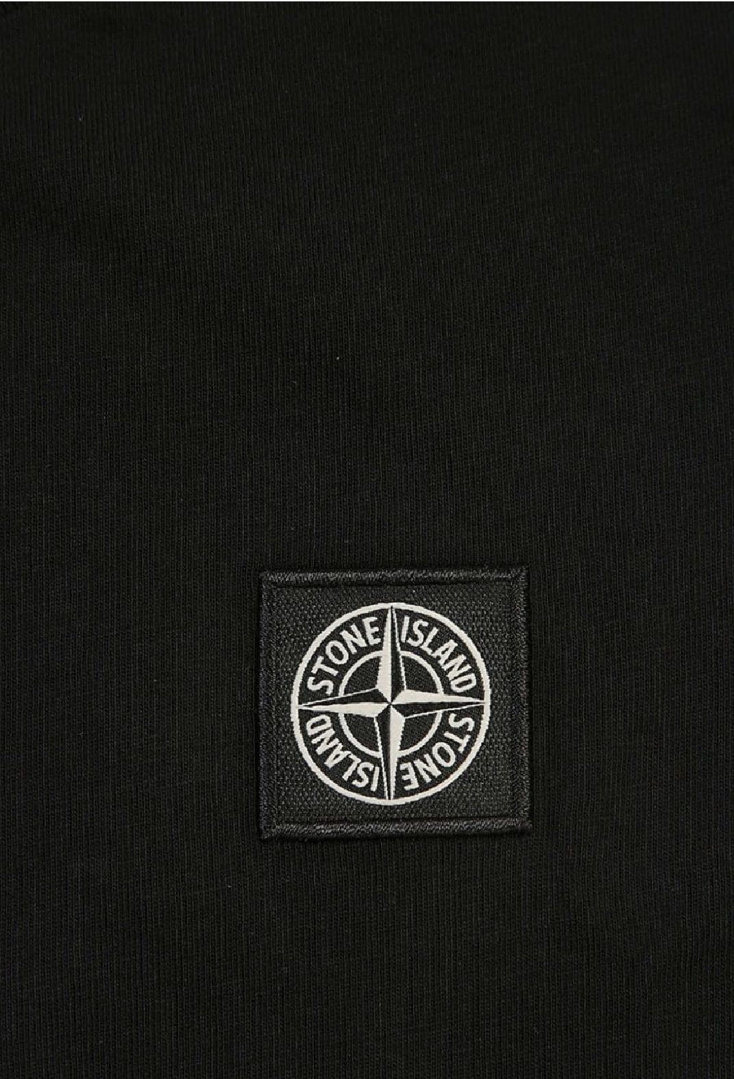 Stone Island Kids T-Shirt  Premium 100% cotton t-shirt from Stone Island Kids' FW24 collection. Perfect for stylish boys.