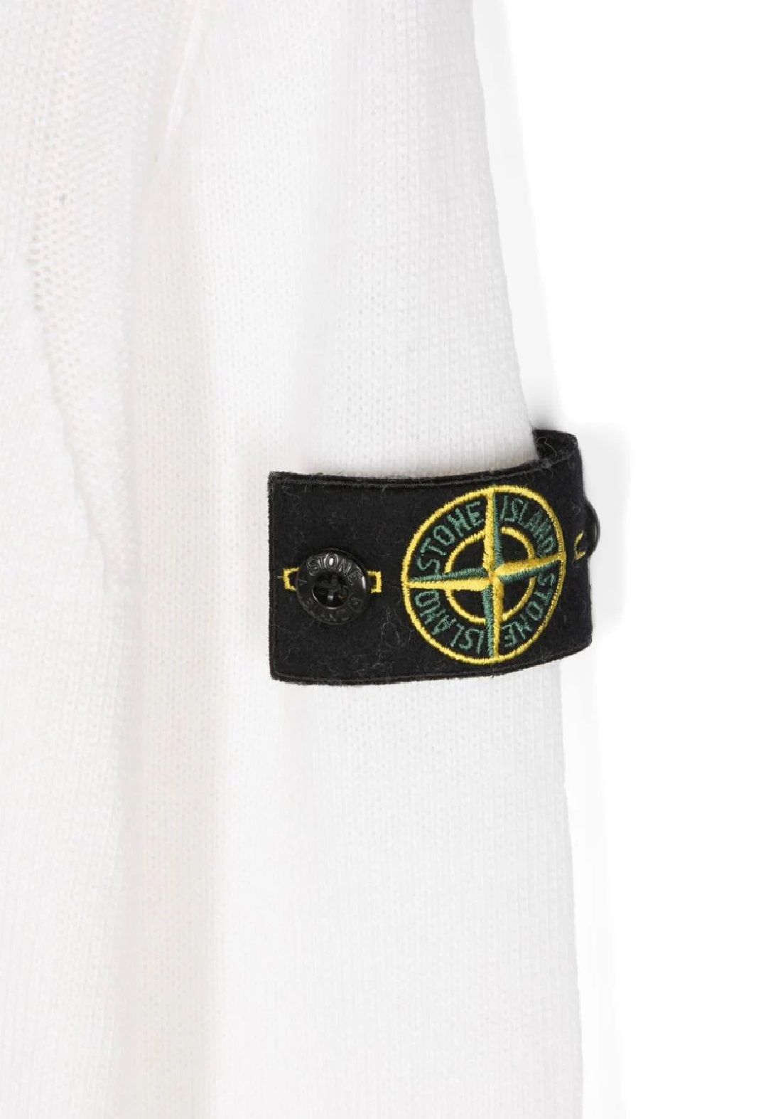 Stone Island Kids Maglieria per Ragazzi Maglieria di alta qualità per ragazzi di Stone Island Kids - collezione FW24. 40% WO, 30% VI, 20% PA, 10% WS. Perfetta per ragazzi alla moda.