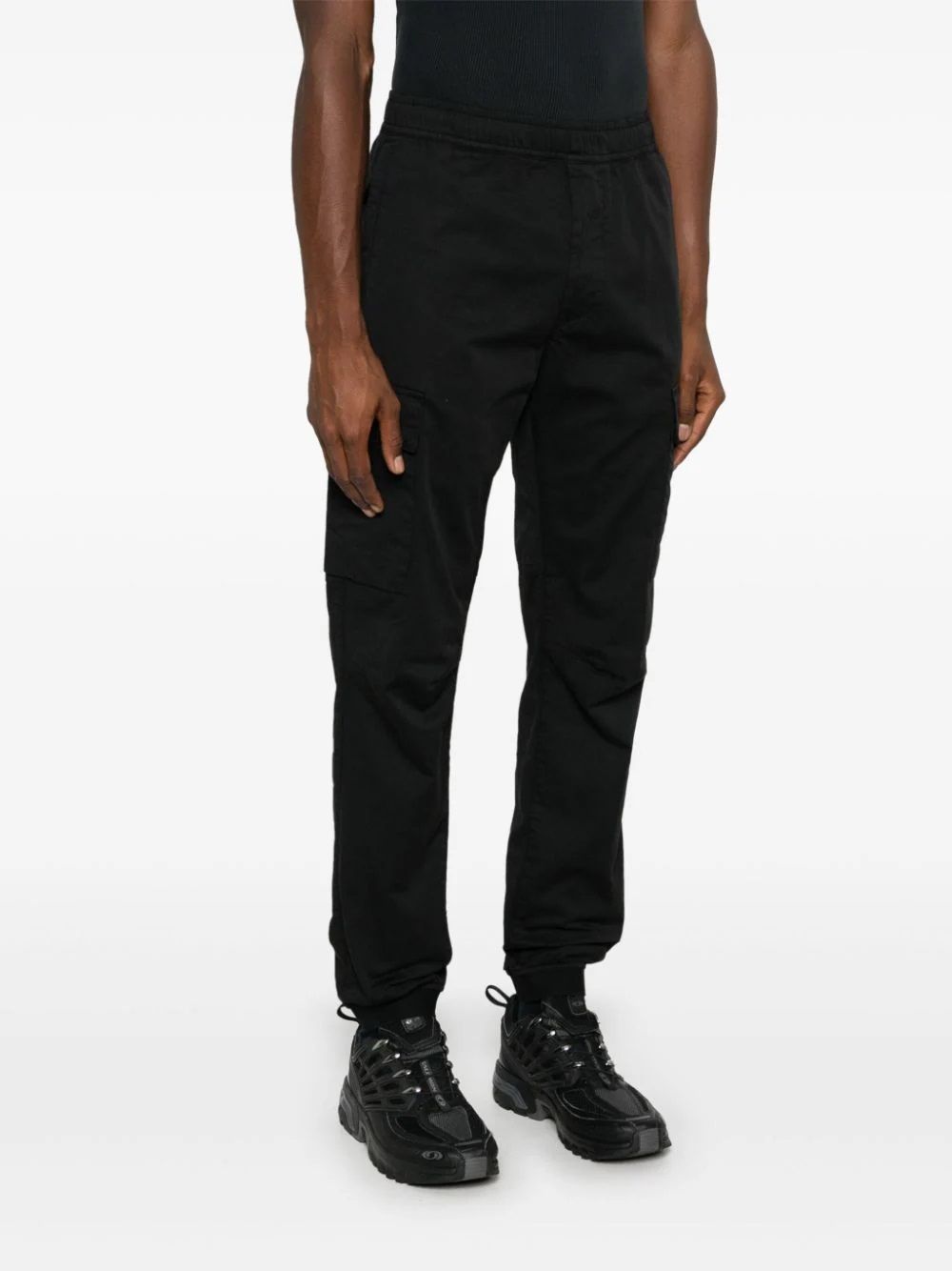 STONE ISLAND Pants for Men Upgrade your wardrobe with our premium men's pants from STONE ISLAND FW24. Made with 93% cotton, 5% wool, and 2% elastane for a comfortable fit. Shop now in the CLOTHING - PANTS category.