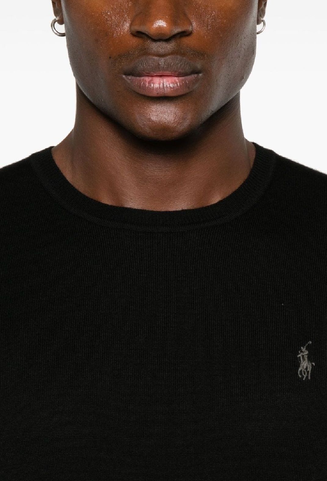 RALPH LAUREN maglieria da uomo Rimani al caldo e alla moda con questo maglione in lana al 100% della collezione FW24 di RALPH LAUREN. Perfetto per la maglieria maschile.