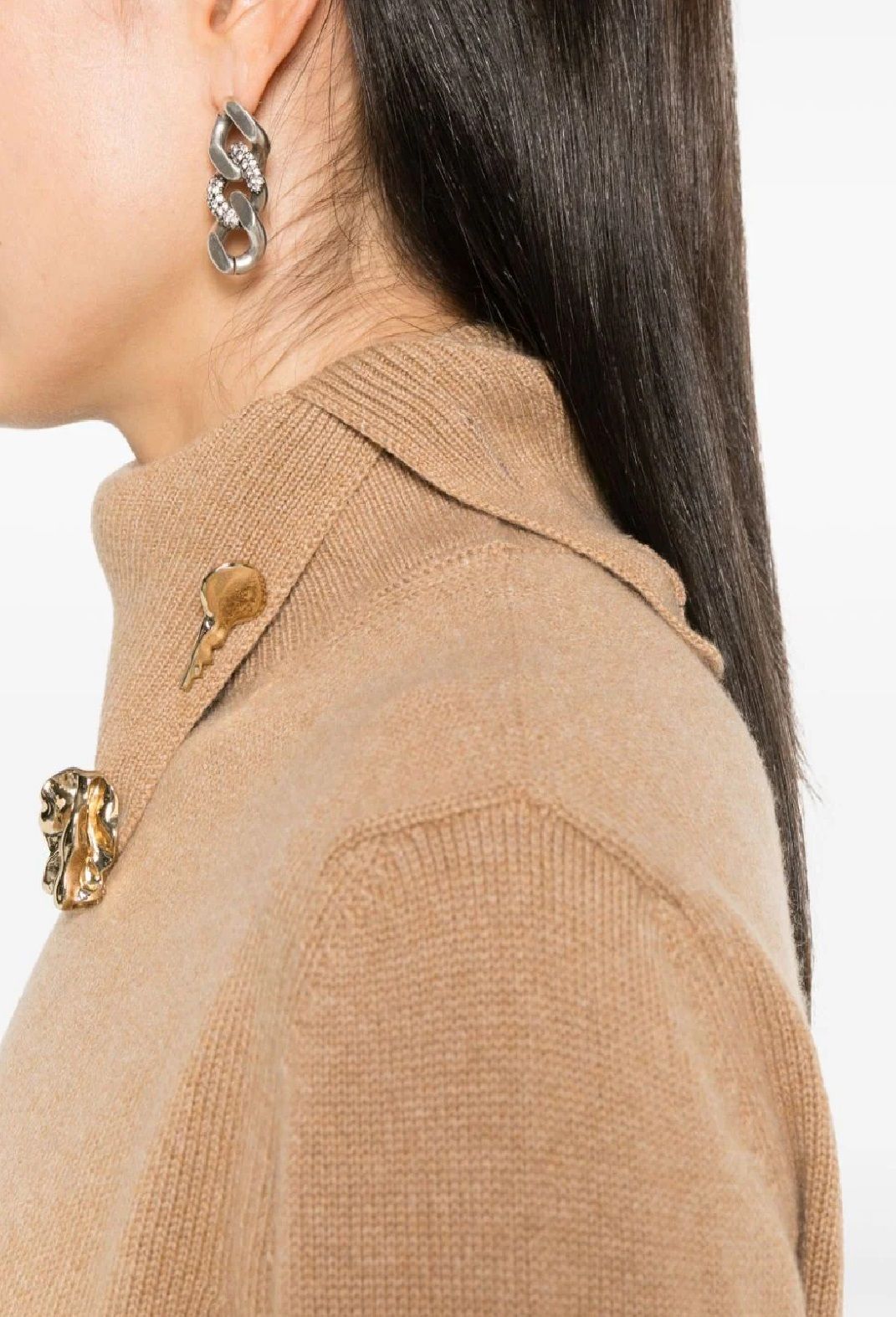 Fabiana Filippi Knitwear for Women Stay cozy and stylish with Fabiana Filippi's FW24 Knitwear - 100%WS for Women. Perfect for the colder seasons. Shop now!