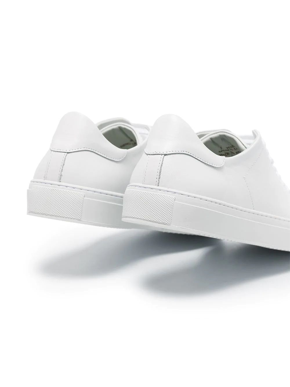 Men's AXEL ARIGATO SNEAKERS Shop Axel Arigato's stylish men's white CLEAN 90 sneakers. 100% LE. Logo. Laces. Round tip.