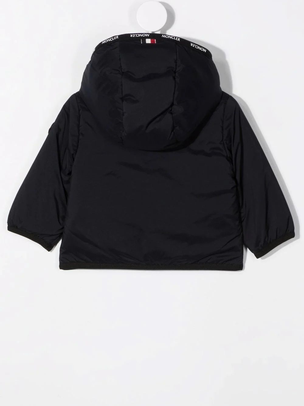 Moncler Kids Down Jacket Stylish Moncler Kids down jacket for boys. 100% CO, OIUMA & PA. Logo applied to sleeve.