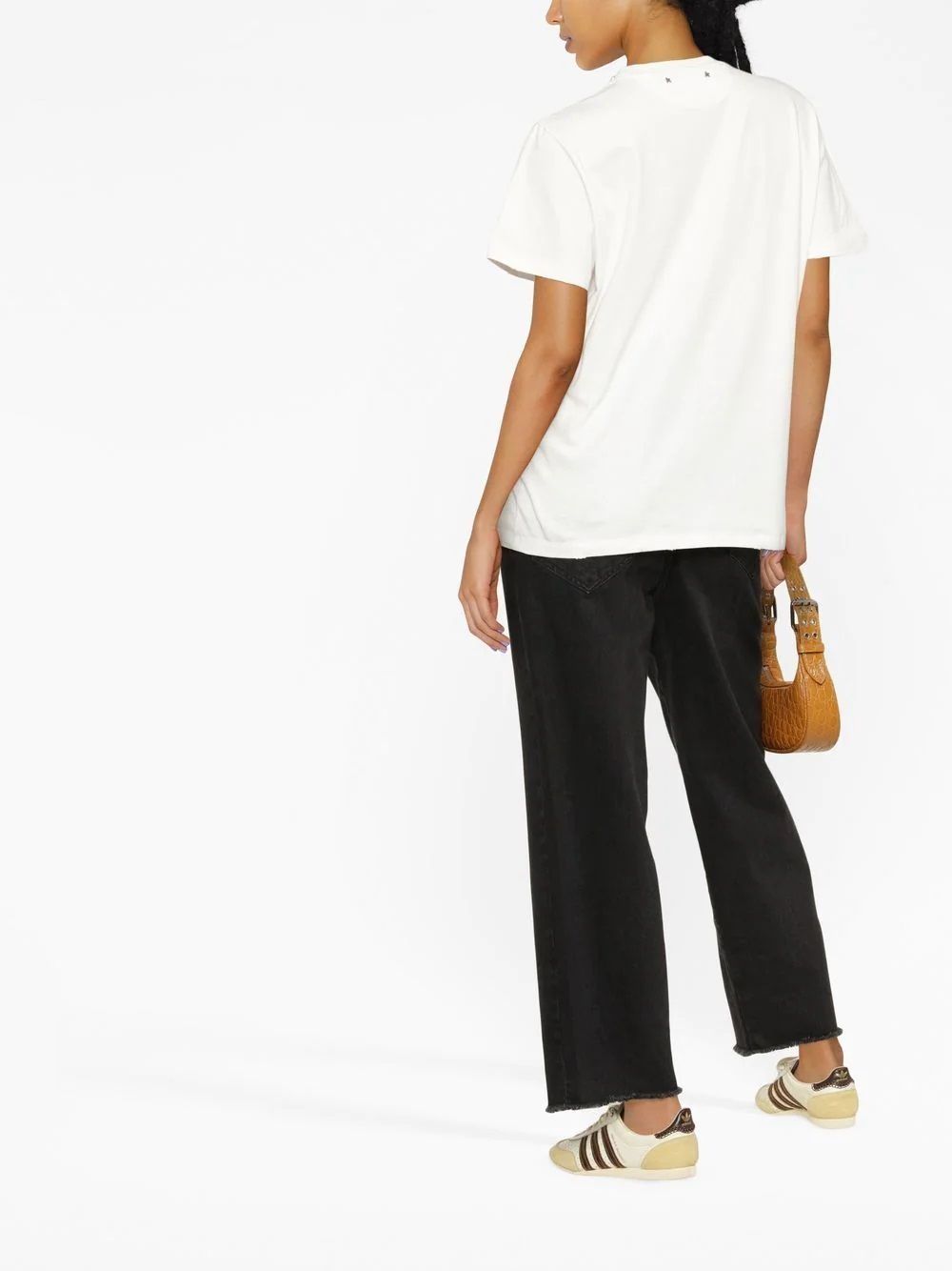 Golden Goose DB Women's T-Shirt   Women's white cotton T-shirt by Golden Goose DB with embroidery & short sleeves.