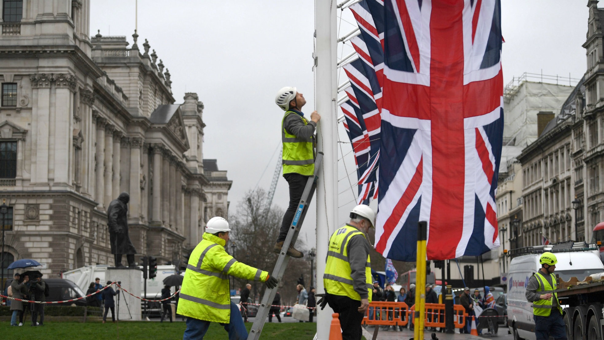 Brexit Day vlaggenophangen