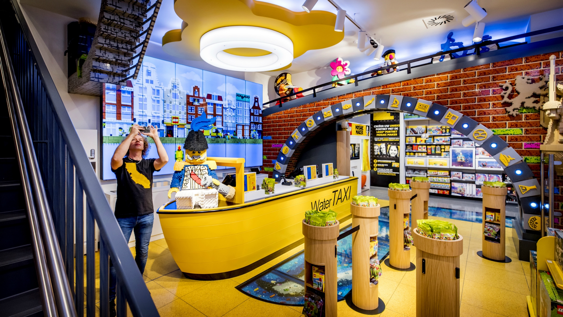 Legowinkel Amsterdam 1