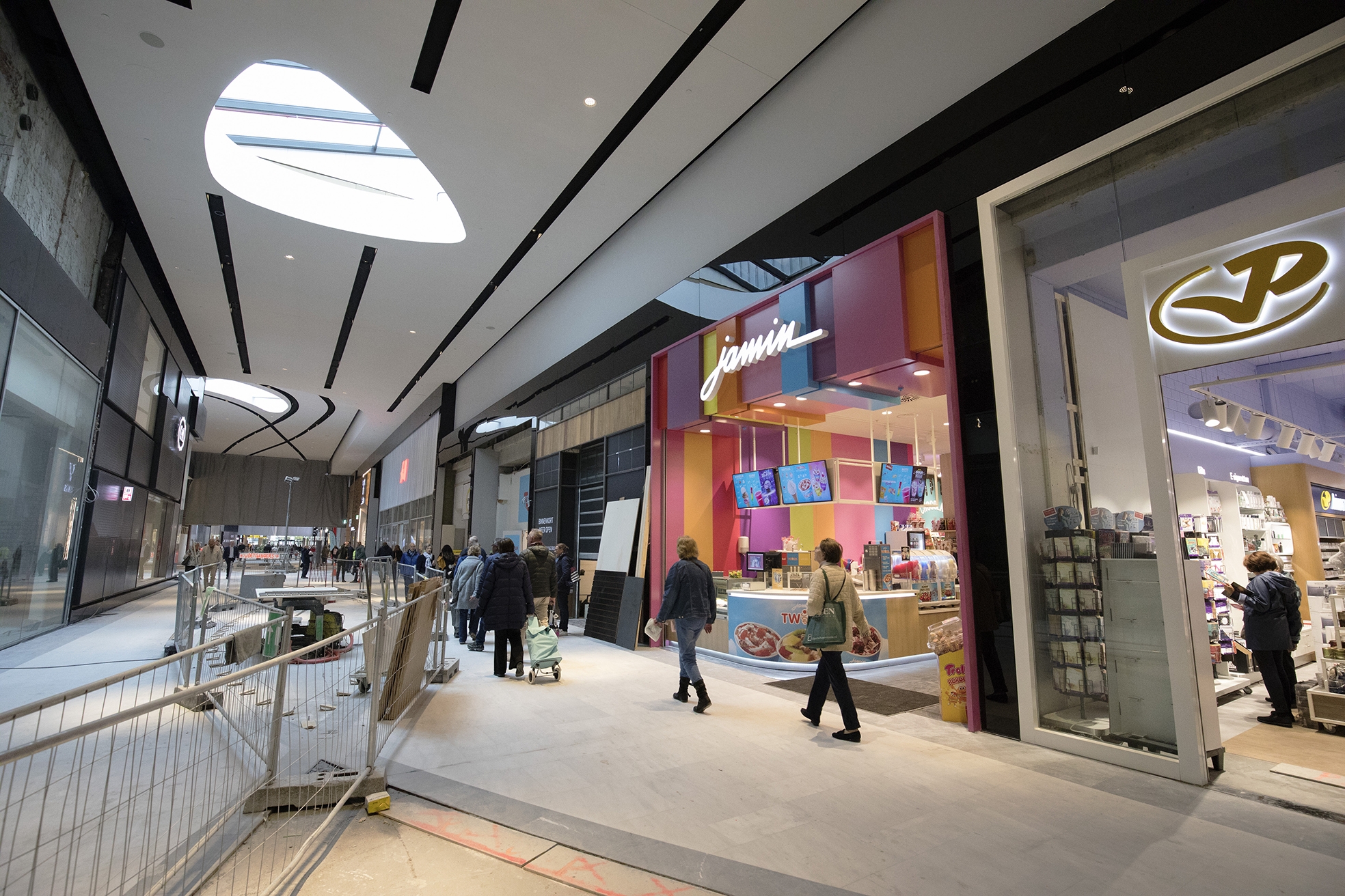 Mall The Netherlands winkelcentrum shop online