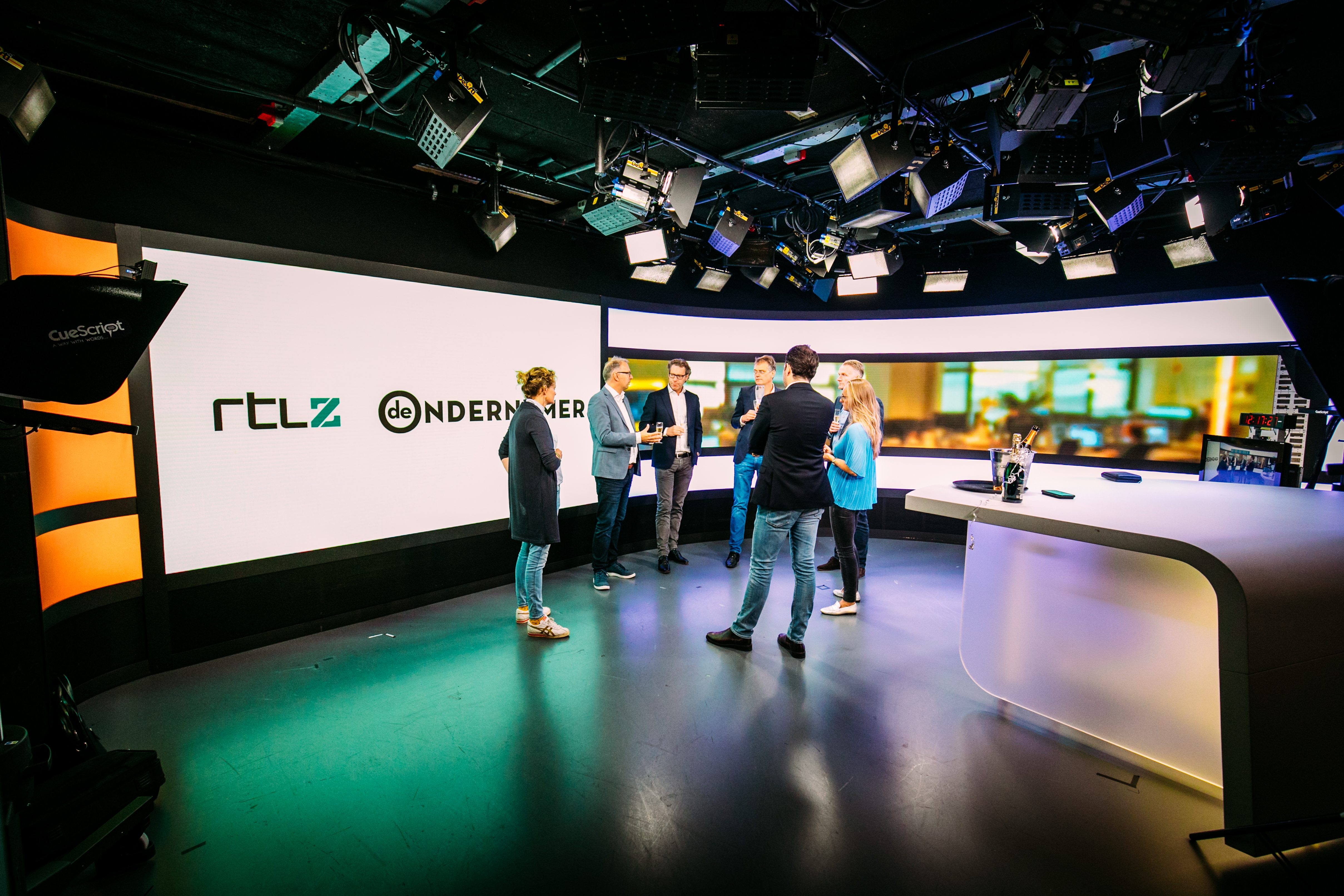 NATHANREINDS RTLPERSGROEP HR 12