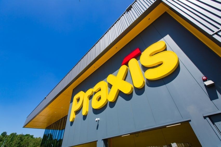 Praxis voorgevel bouwmarkt corona