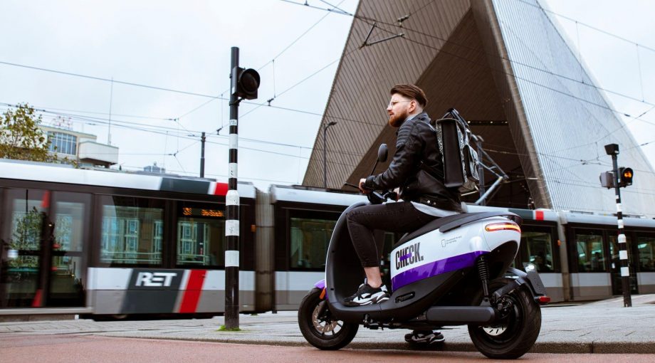 Check deelscooter