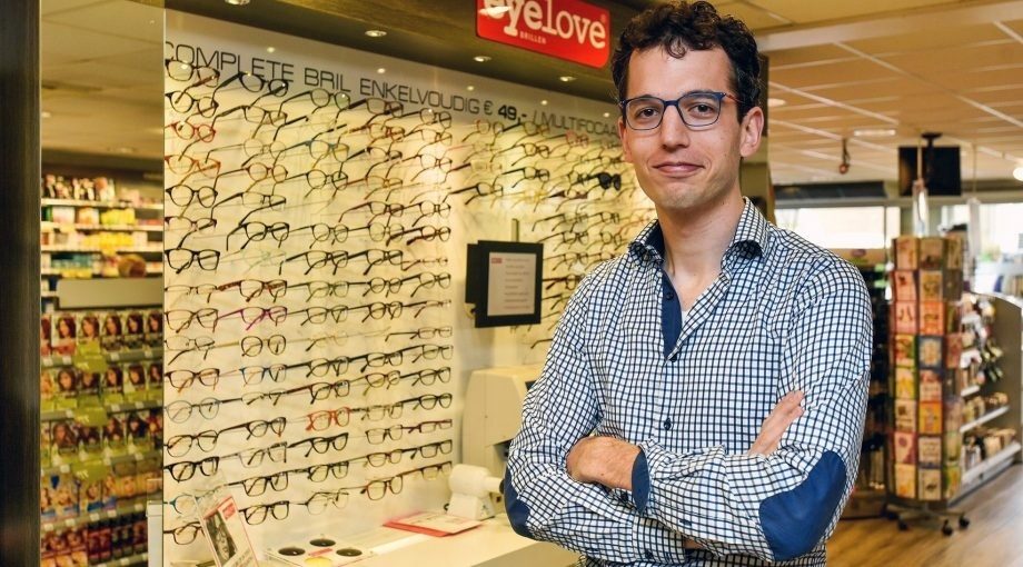 Eyelove directeur brillen budget Frankrijk