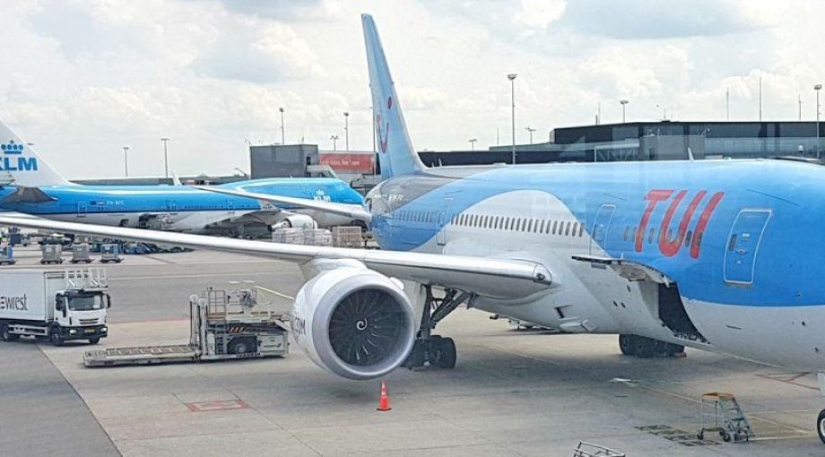 KLM TUI Curacao vliegtuig