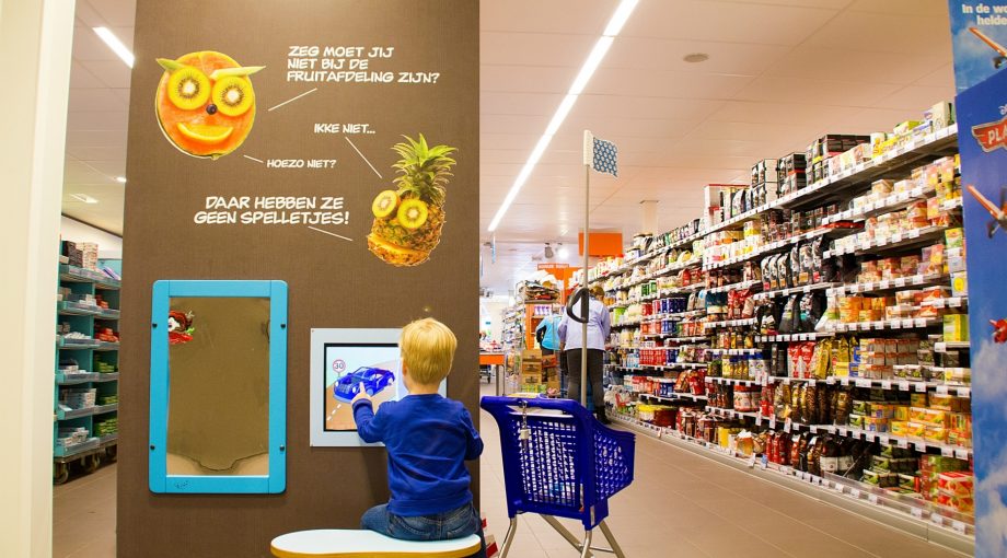 Play corner kinderen supermarket speelhoek Albert Heijn omzet