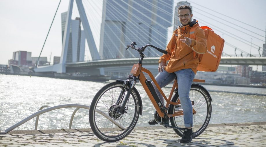 Thuisbezorgd jongen fiets Rotterdam