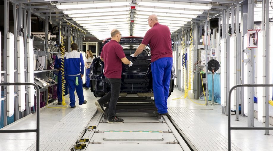 VDL Nedcar innovatie auto industrie corona