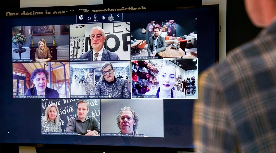 Zoomsessie I Nretail Maxima computerscherm deelnemers