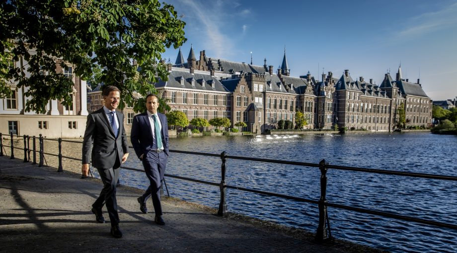 Binnenhof hofvijver torentje den haag mark rutte