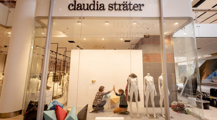 Claudia strater winkels dicht fng
