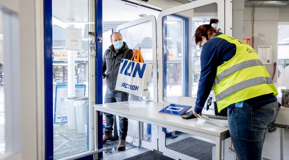 Click and collect action lockdown winkelstraat