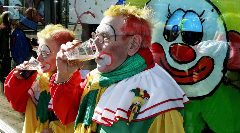 Gezocht barpersoneel carnaval