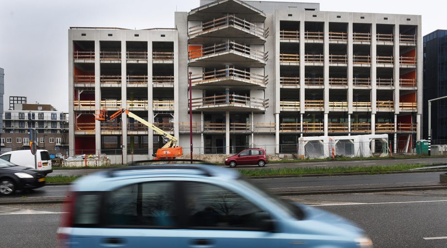 Kantoorpand nieuwegein bestemming bolcom