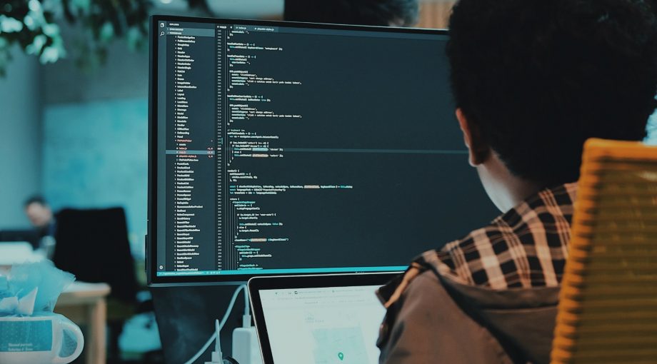 Kleine mkb ondernemer doelwit hackers bescherm