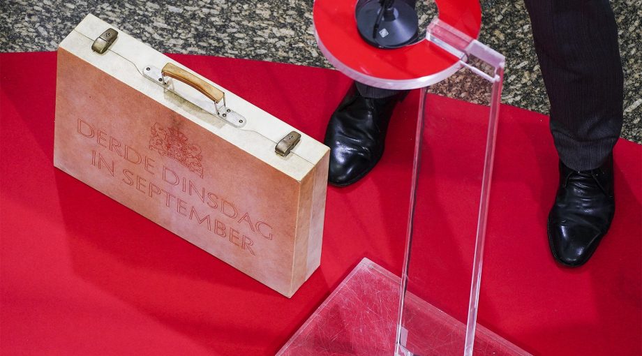 Koffertje hoekstra schoenen prinsjesdag 2020
