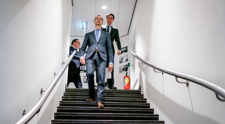 Koolmees hoekstra wiebes steunpakket