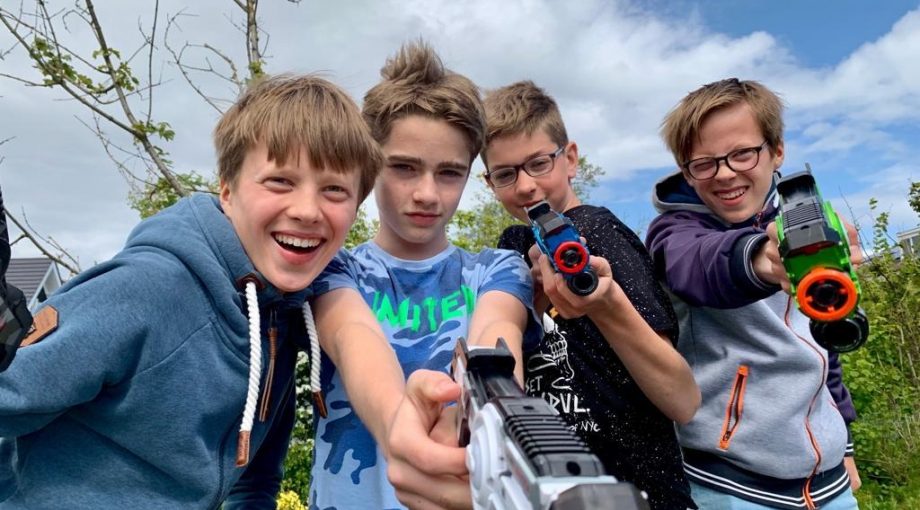 Lasergame verhuur tieners