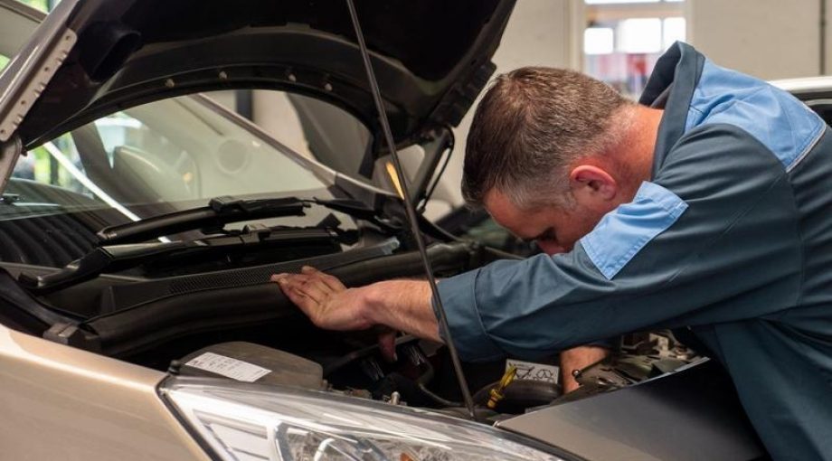 Onderhoudsbeurt auto garage bovag corona